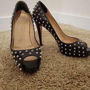 Christian Louboutin 39.5